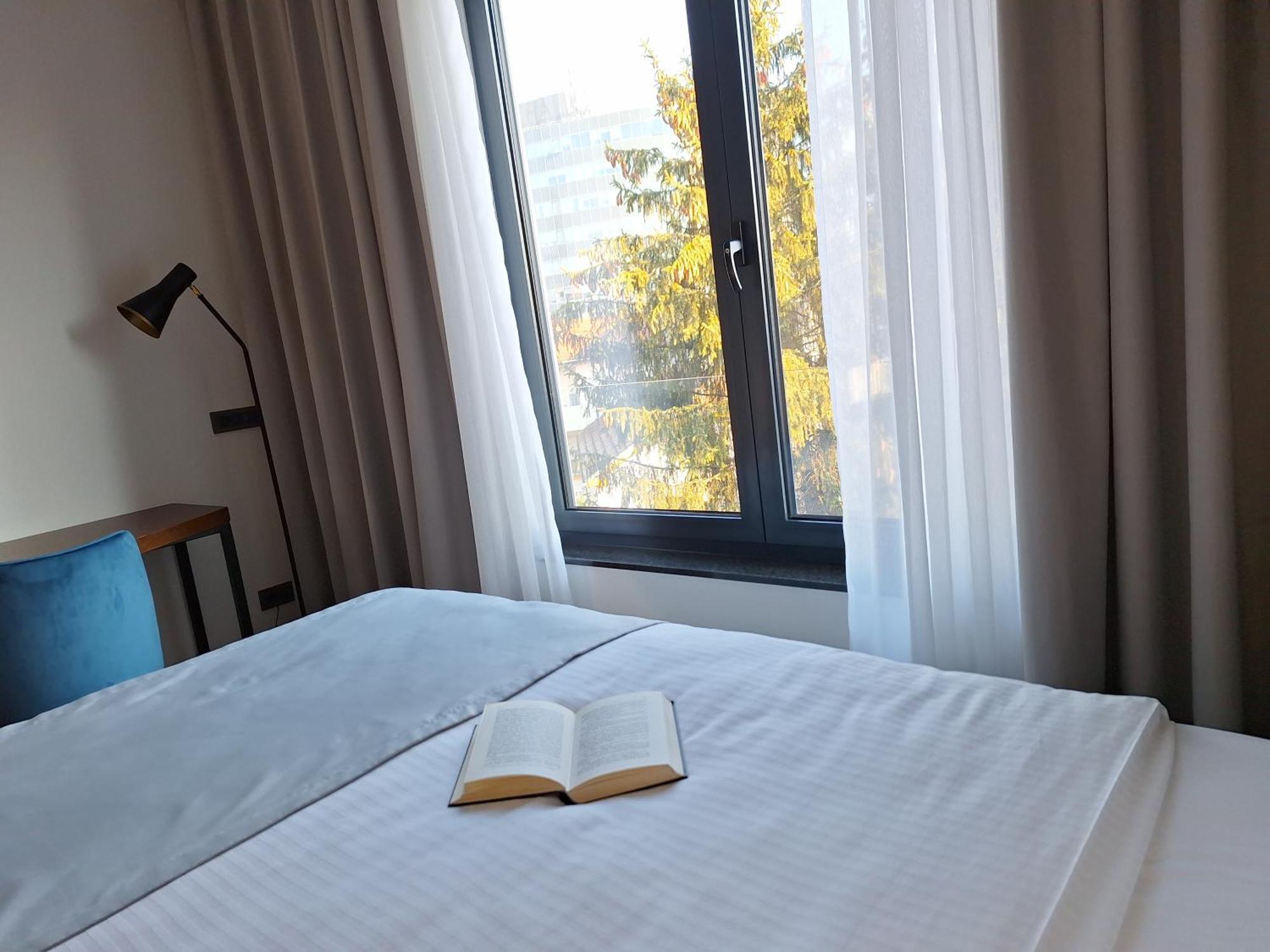 Inova Hotel Zagreb Bagian luar foto