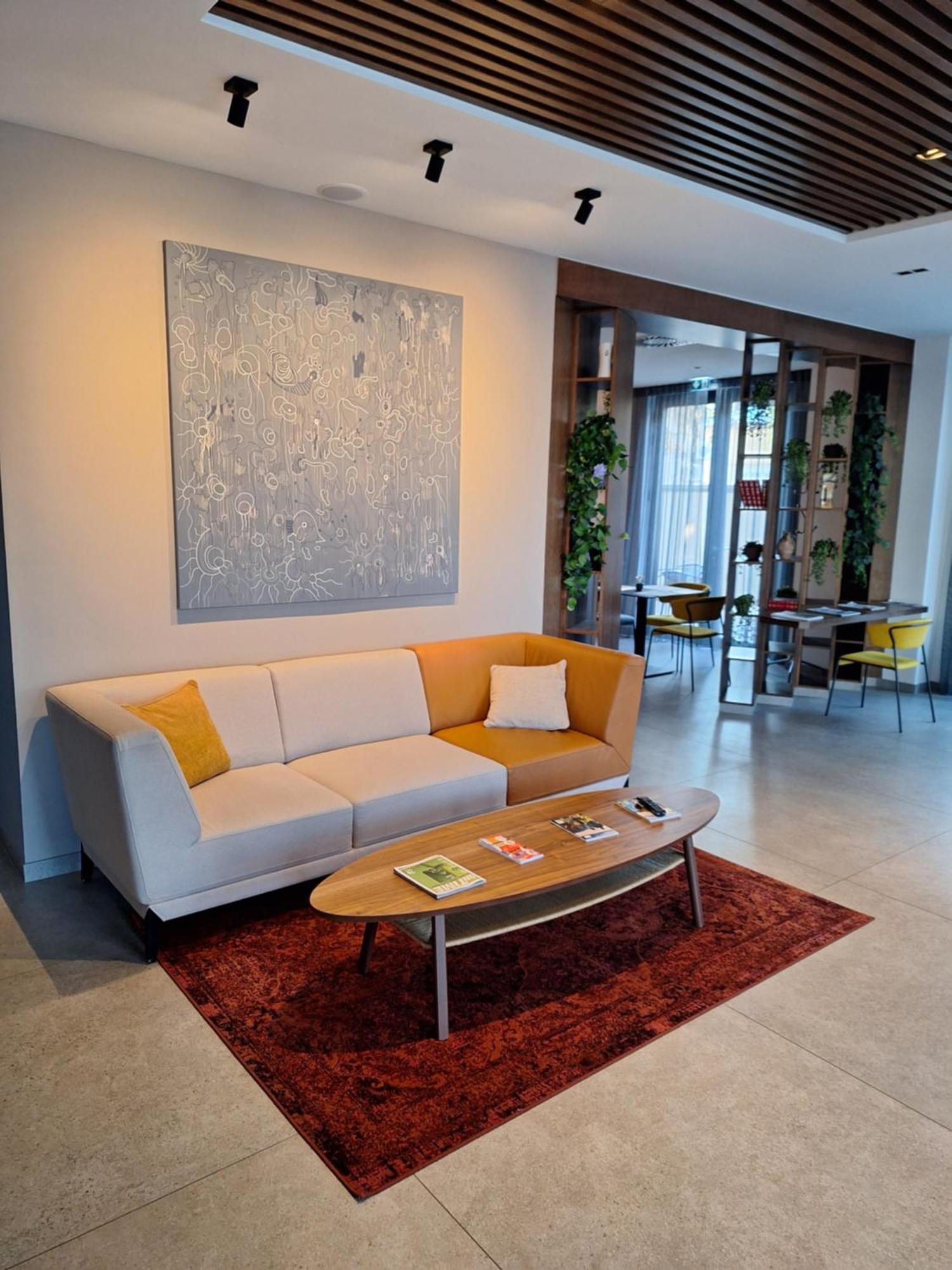 Inova Hotel Zagreb Bagian luar foto