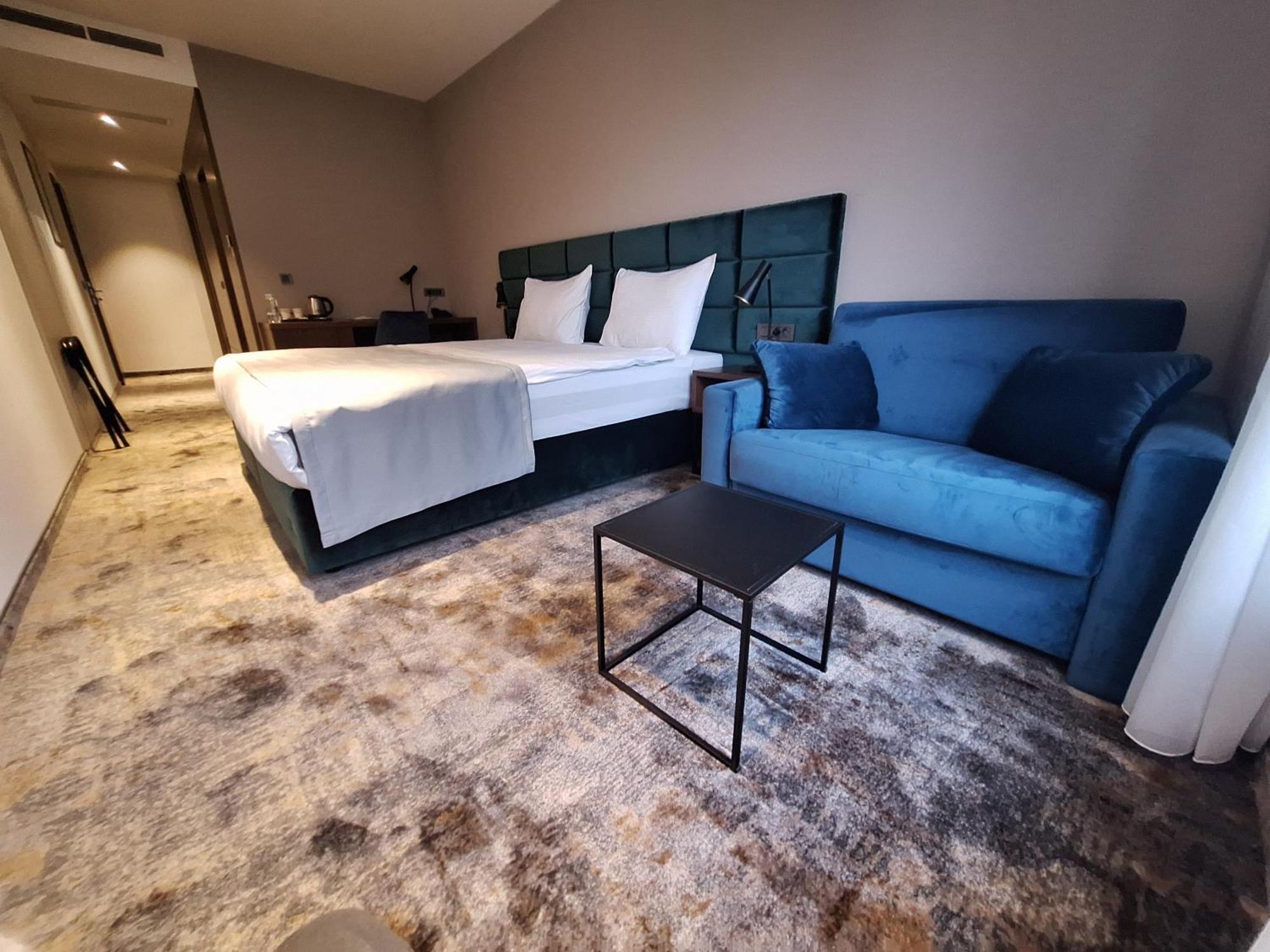 Inova Hotel Zagreb Bagian luar foto