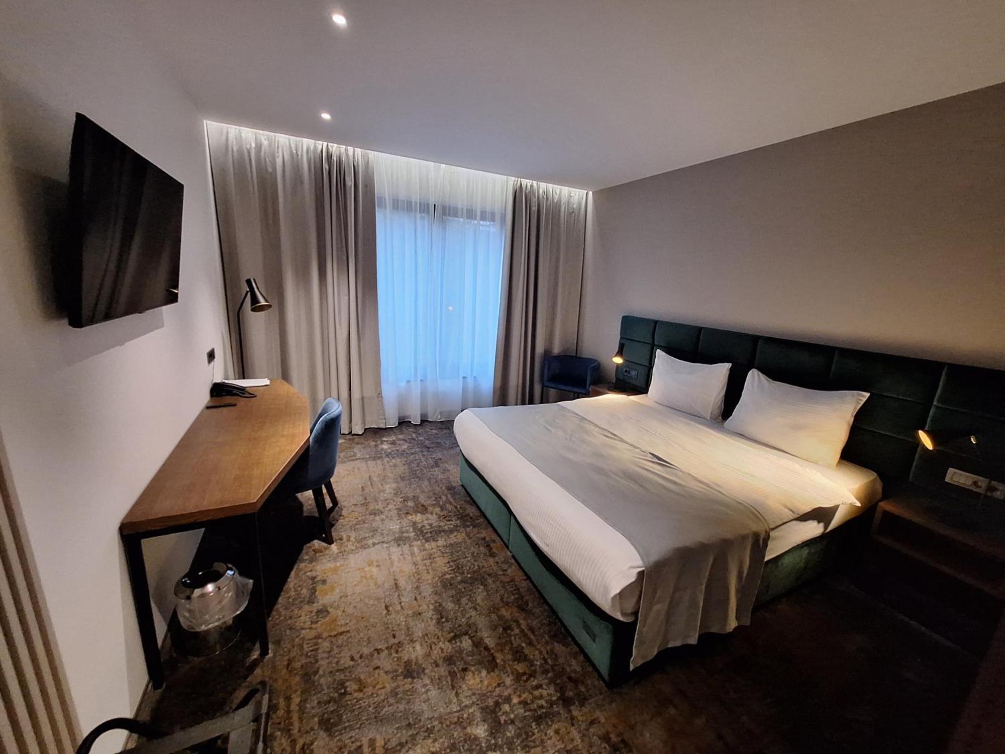 Inova Hotel Zagreb Bagian luar foto